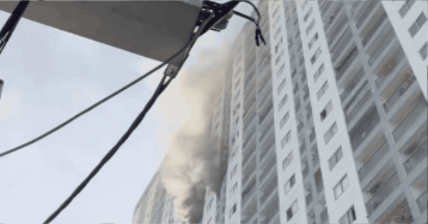 CLIP: Cháy chung cư P.H Nha Trang, 2 người tử vong