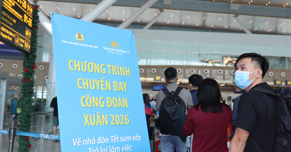 Chuyến bay Công đoàn đưa hơn 1.050 công nhân về quê đón Tết