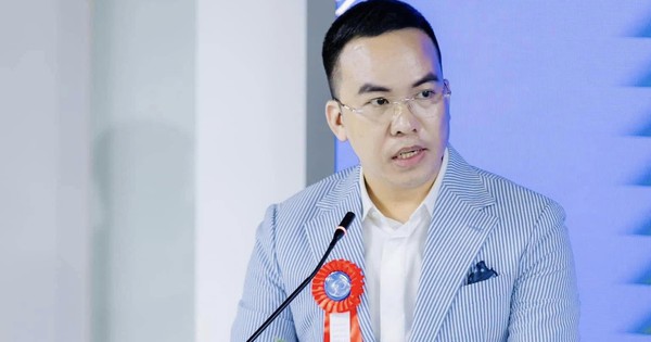 Doanh nhân Trần Việt Tân và bước chuyển của quảng cáo ngoài trời