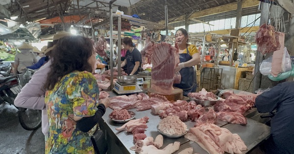 Giá heo hơi hôm nay, 14-2: Giá thịt heo nhảy dựng đứng