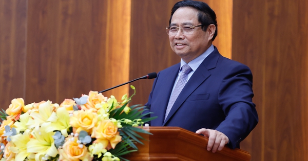 Thủ tướng : Tạo môi trường tự do sáng tạo , dám ước mơ , dám khát vọng để thu hút nhân tài