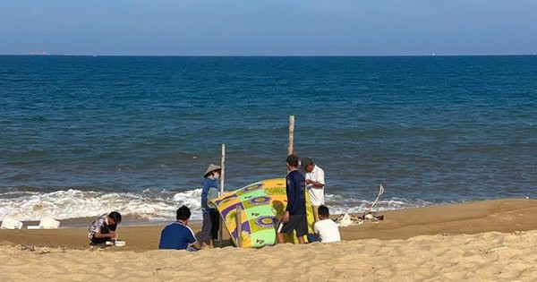 Gia Lai: Bé trai 13 tuổi tử vong khi tắm biển cùng nhóm bạn