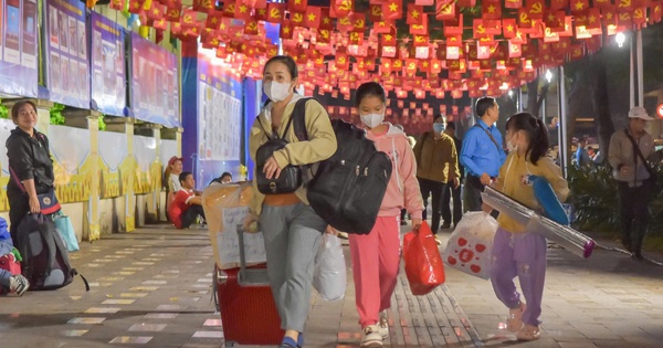 TPHCM: Dự kiến 100% người lao động trở lại làm việc vào đầu tháng 3