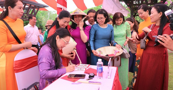 Vĩnh Long tổ chức lễ khai bút đầu xuân tại Khu tưởng niệm Thủ tướng Võ Văn Kiệt