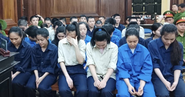 Hơn 7.000 chủ thẻ tín dụng bị “luộc" 25% hạn mức