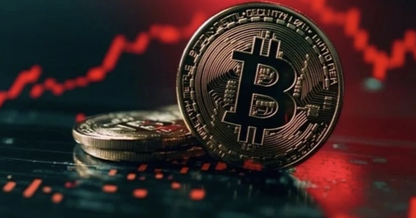 Thị trường tiền số chao đảo khi Mỹ - Israel tấn công Iran, Bitcoin có nguy cơ "thủng" 63.000 USD