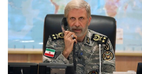 Lãnh tụ tối cao, tổng thống Iran là mục tiêu bị tấn công, thực hư tư lệnh lục quân thiệt mạng