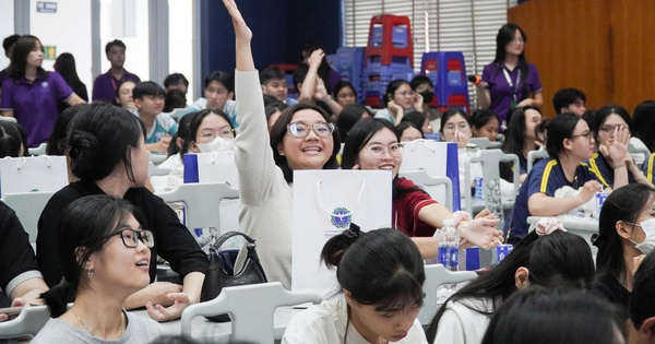 Giảm điểm cộng chứng chỉ ngoại ngữ, quyền lợi thí sinh có bị ảnh hưởng?