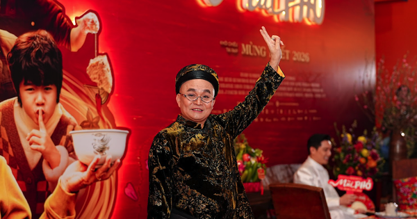 Xuân Hinh hé lộ cát sê đóng phim "Mùi phở" không bằng đi hát hai bài