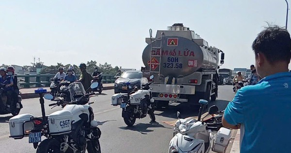 Tai nạn giao thông nghiêm trọng trên cầu Phú Xuân, TPHCM