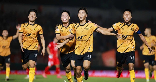 Bất ngờ vòng 13 V-League: Khi “kẻ yếu” lên tiếng