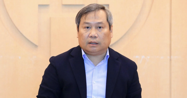 Chủ tịch UBND TP Hà Nội Vũ Đại Thắng đề nghị người không tích trữ xăng dầu