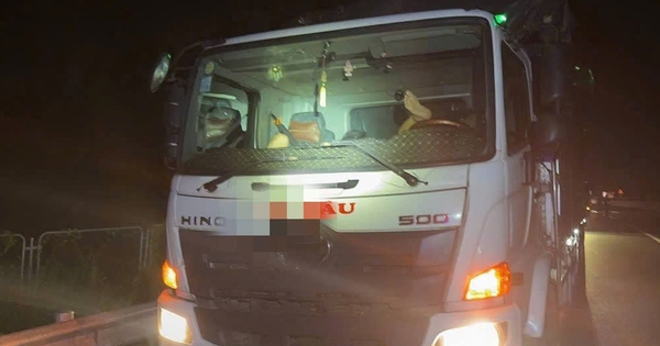 CSGT cảnh báo lỗi có thể "trả giá bằng tính mạng" trên cao tốc