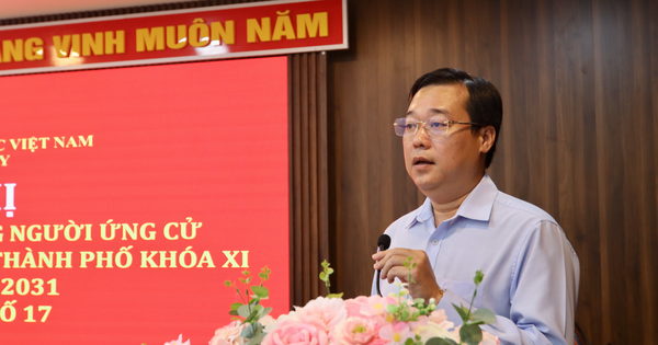 Phó Bí thư Thường trực Thành ủy TPHCM: Hướng đến đô thị xanh, nâng chất lượng sống