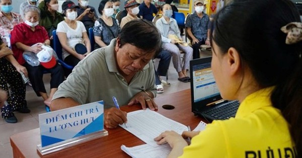 Đóng BHXH bao nhiêu năm để hưởng tối đa 75% lương hưu từ 2026?