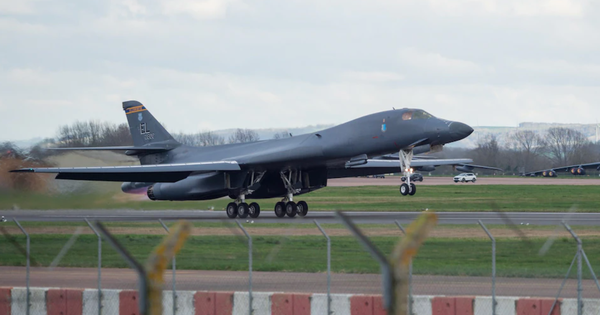 Mỹ tăng cường ném bom cơ sở tên lửa ngầm của Iran