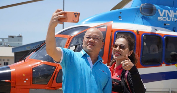 VIDEO: Du khách lần đầu tiên check-in trên tour du lịch bằng trực thăng ở TPHCM
