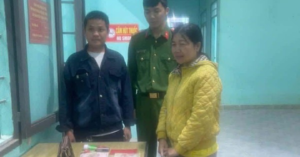 Hành động đẹp của tài xế Grab ở Đà Nẵng nhận mưa lời khen của cộng đồng mạng