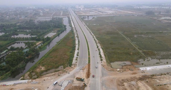 Tuyến đường ven biển thi công ì ạch