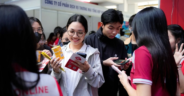 Hơn 19.000 việc làm chờ người lao động tại TPHCM