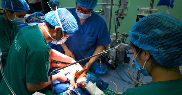 Phẫu thuật tim bẩm sinh tại Việt Nam chỉ bằng 1/10 Mỹ
