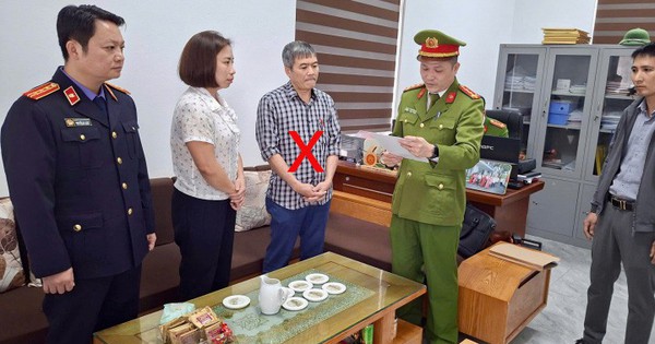 Khởi tố một cựu giám đốc và 2 thuộc cấp