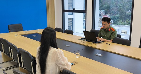 Người phụ nữ hoang tin "mang vàng mua tích trữ đi bán mới phát hiện vàng giả"