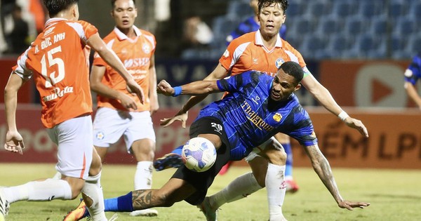 “Mưa” bàn thắng trên sân Chi Lăng, Đà Nẵng cầm hòa HAGL