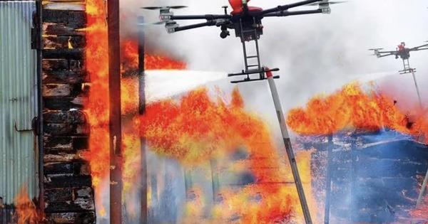 Lần đầu tại Việt Nam: Ra mắt UAV chữa cháy bầy đàn, tiếp cận cả hẻm sâu