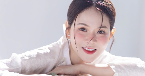 Diễn viên Lưu Thị Ngọc Mai – 7 năm lặng lẽ mang niềm vui đến trẻ em Kon Tum