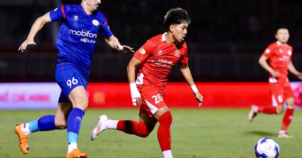 VAR từ chối bàn thắng của PVF-CAND, Khoa Ngô tỏa sáng giúp Công an TP HCM thắng 1-0