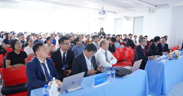 Hơn 100 báo cáo khoa học chuyên sâu chia sẻ tri thức y khoa hiện đại