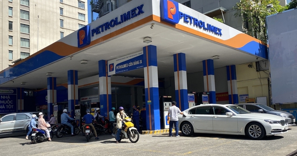 Chỉ đạo của Chủ tịch UBND TPHCM trước tình hình biến động giá xăng dầu