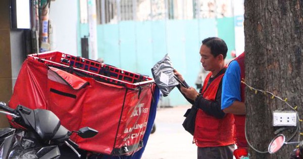 Hơn nửa năm thực hiện, người bán hàng vẫn rối bời với quy định xuất hoá đơn từng lần