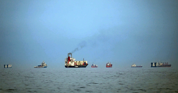 Diễn biến tích cực tại eo biển Hormuz