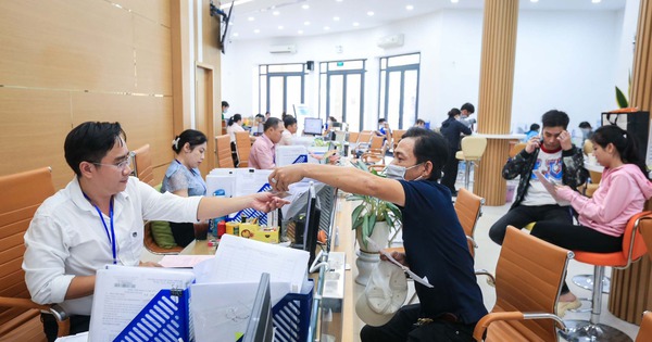 Khi lương cơ sở tăng lên 2,53 triệu đồng/tháng, những ai sẽ được hưởng?