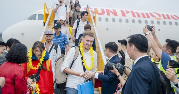 Du lịch tăng tốc kết nối