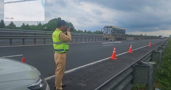 CSGT sử dụng ô tô hóa trang ghi hình xe vi phạm trên cao tốc