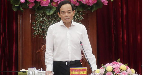 Đoàn kiểm tra, giám sát của Bộ Chính trị làm việc với Tỉnh ủy Vĩnh Long