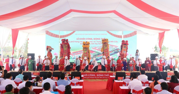 Hình ảnh lễ khởi công 19 trường phổ thông nội trú liên cấp ở Tây Ninh