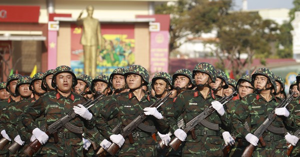 Lực lượng vũ trang TPHCM ra quân huấn luyện năm 2026