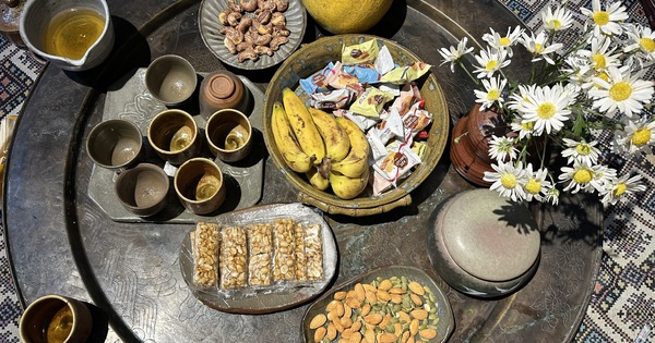 Uống trà giữa trời Âu