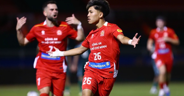 Chân sút Việt kiều tiếp tục giúp CLB Công an TP HCM chiến thắng