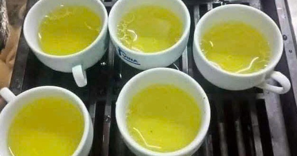 Chén trà mở chuyện, giữ tình