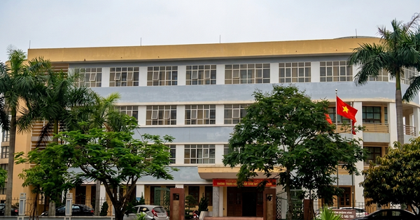 Chưa thi tuyển 416 giáo viên, tài liệu ôn thi đã bán trên mạng xã hội ở Quảng Trị?