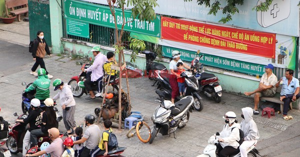 Thông tin nổi bật tại TPHCM ngày 23-2: hơn 100 xe máy vi phạm vào "danh sách đen"