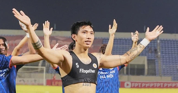 Đoàn Văn Hậu trở lại