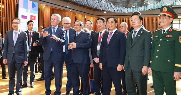 Thủ tướng Phạm Minh Chính làm việc, thúc đẩy các dự án khí LNG với Nga