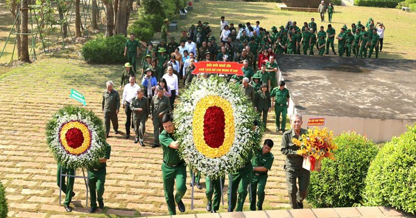 Tưởng nhớ 99 liệt sĩ Thanh niên xung phong hy sinh trên chiến trường biên giới Tây Nam