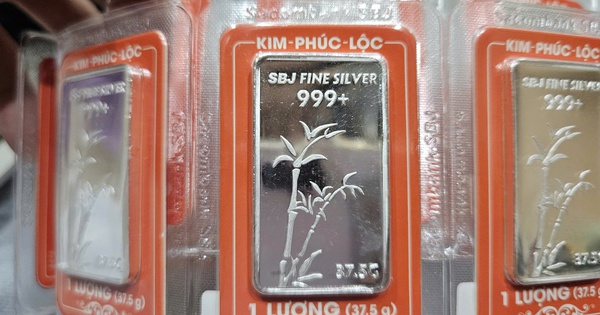 Giá bạc hôm nay 24-3: Tăng mạnh trở lại